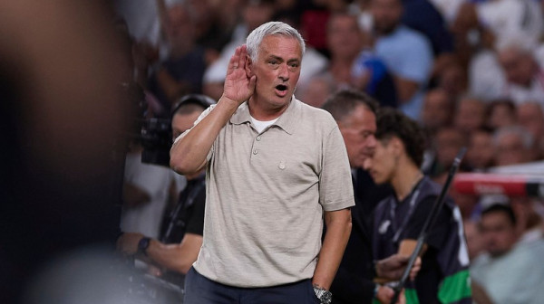 Bernabeu zviždao, Murinjo ne mari: "Čisto ludilo" VIDEO
