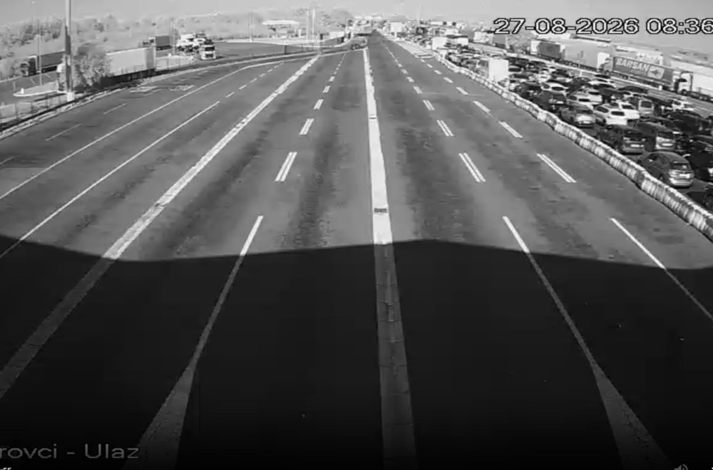 Najopterećeniji granični prelaz trenutno: Na ulasku u zemlju nema žive duše, dok je ka Hrvatskoj pakao