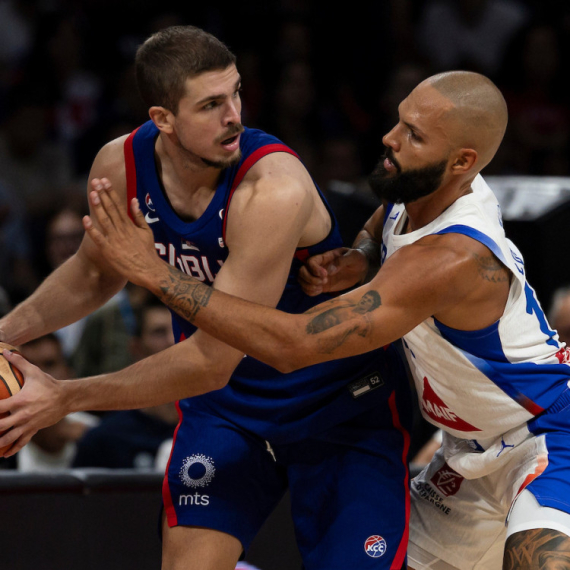 Alimpijević ostao bez važnog šrafa za Island i Italiju