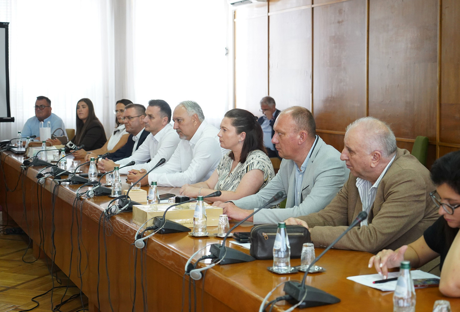 Ministarstvo sporta potpisalo ugovore sa 10 opština za unapređenje infrastrukture