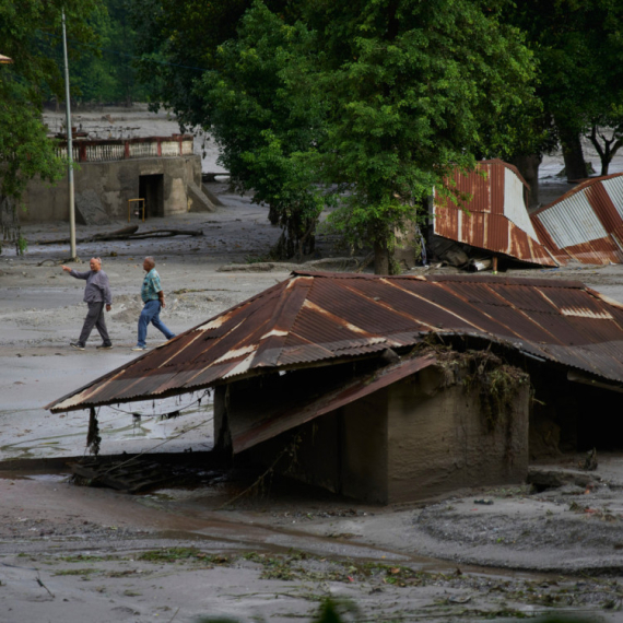 Raste broj mrtvih: Katastrofalne poplave na Himalajima odnele 750 života; Više od 3.000 nestalih