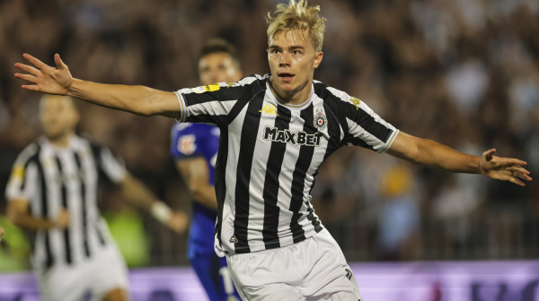 Kojzek "oživeo" Partizan – crno-beli ponovo vode u užarenoj Humskoj!