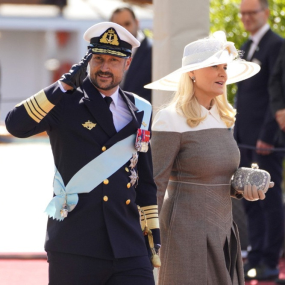 Zovu je "mračnom princezom" i "posrnulom Pepeljugom": Buran život nove kraljice Norveške FOTO