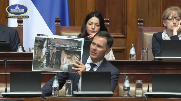 Više od 360.000 ljudi upisalo se kao vlasnik svojih objekata; Mali: "Takve rezultate daje Vučićeva politika"