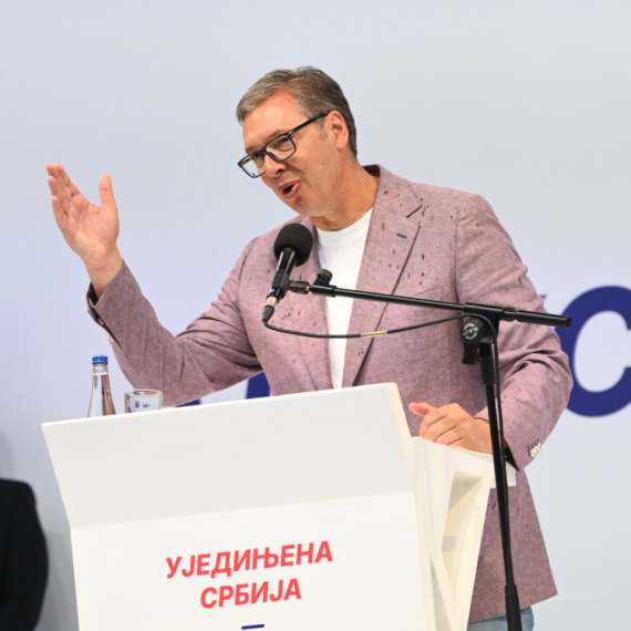 Vučić o blokaderima: "Nisu u stanju da čuju drugačije mišljenje, mi hoćemo da čujemo i da saslušamo svakoga"