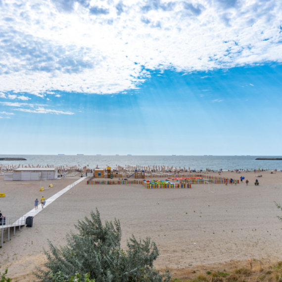 Drama na poznatoj plaži: Turisti hitno evakuisani