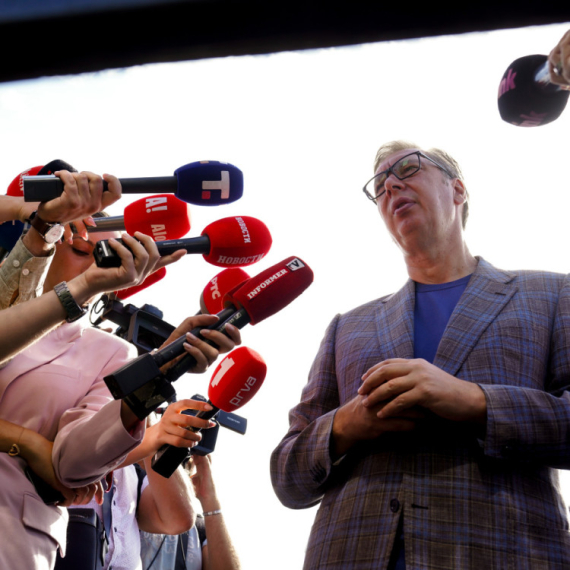 Vučić najavio nove radove: "Kamen temeljac za auto-put Vožd Karađorđe 12. septembra"