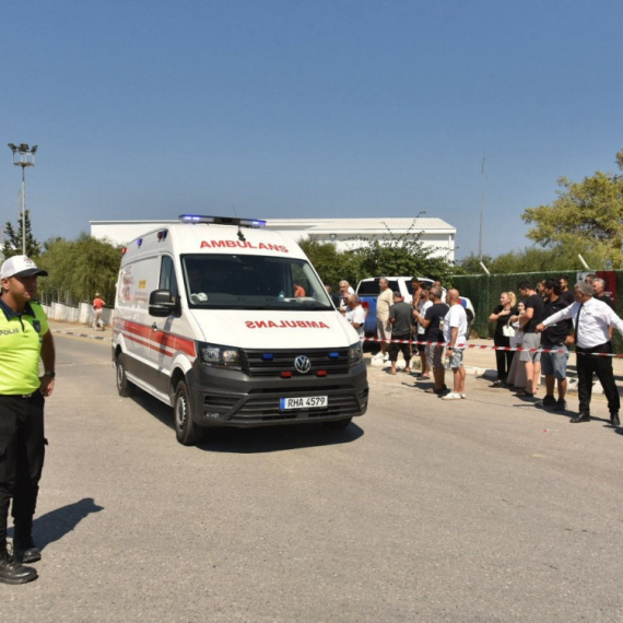 Horor kod Kipra: Prevrnuo se krcat trajekt, ljudi vrište; Podignuti helikopteri VIDEO