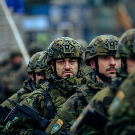 "NATO je spreman da odgovori na sve pretnje"