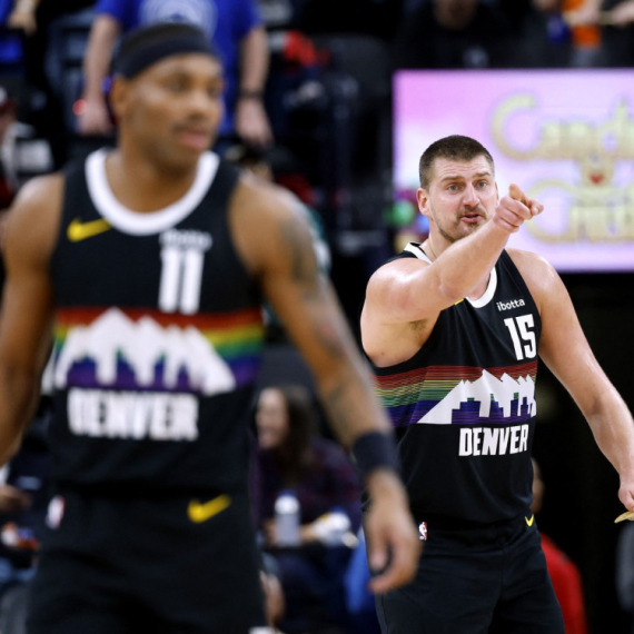 Dončić i još dva tima žele Jokićevog saigrača