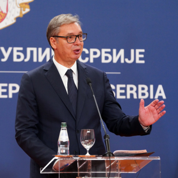 Kineski gigant za baterije gradi fabriku u Inđiji; Vučić: "Ulaganje od 100 miliona evra" FOTO/VIDEO