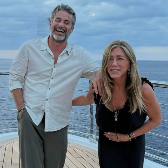 Dženifer Aniston ludo voli novog dečka, ali ima jedan problem: "Zaklela se da se to nikada neće desiti"