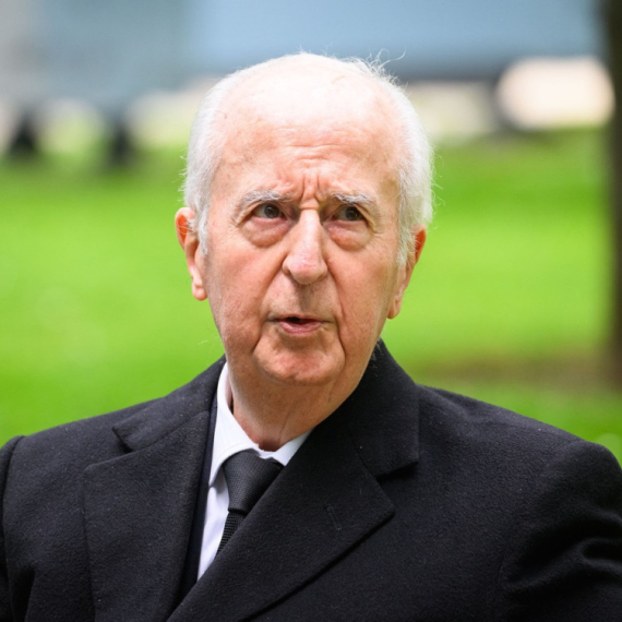 Preminuo bivši francuski premijer: Bio je jedan od najmoćnijih ljudi u državi