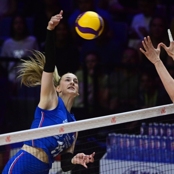 Srbija osvojila drugi set – polufinale je veoma blizu