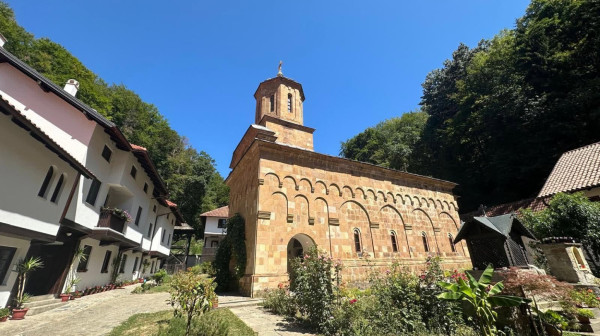 Velika svetinja na obroncima planine Rudnik: Manasitir koji šest vekova čuva brojne tragove prošlosti FOTO