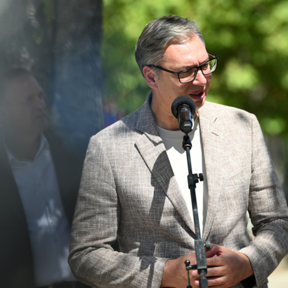Vučić zabrinut; "Priština sprema veliki marš"