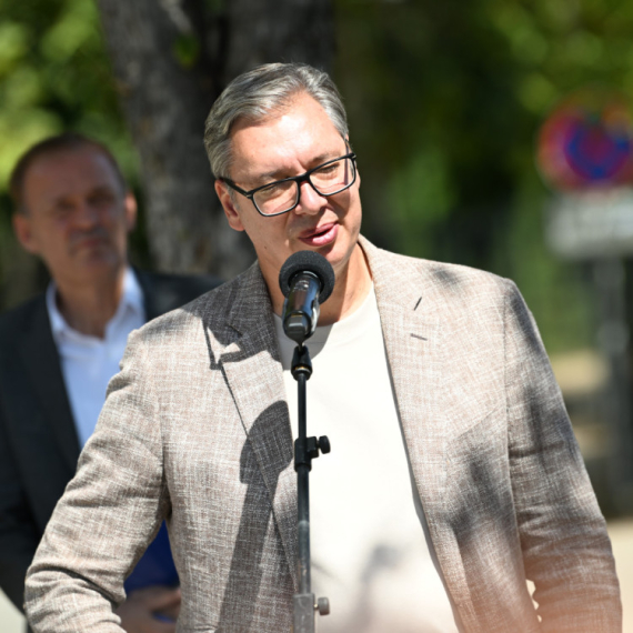"Imamo oko 670 miliona kubnih metara gasa u rezervi"; Vučić zabrinut zbog cena energenata
