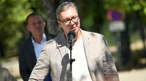 Vučić obilazi danas lokaciju za izgradnju Klinike za ginekologiju i akušerstvo UKC Niš