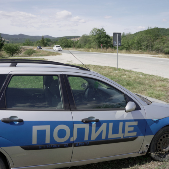 Zbunjeni vozači na Kotromanu: Ugledaju "POLICE" i uplaše se, ali... FOTO