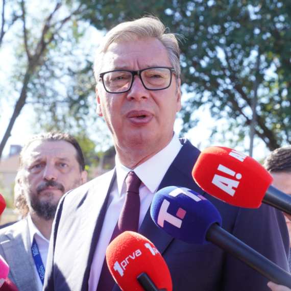 Vučić najavio šest novih investitora u Nišu: "Zaposlićemo još 1.200 ljudi"