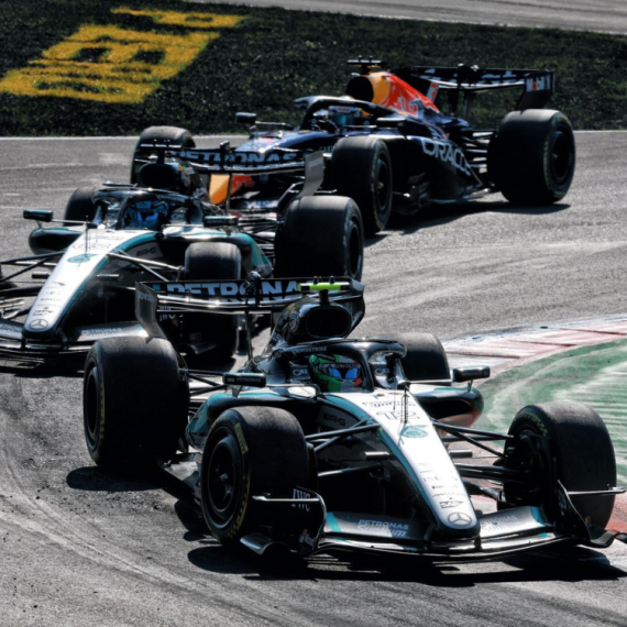 Okršaj Rasela i Antonelija – Mercedes dominira u Monci