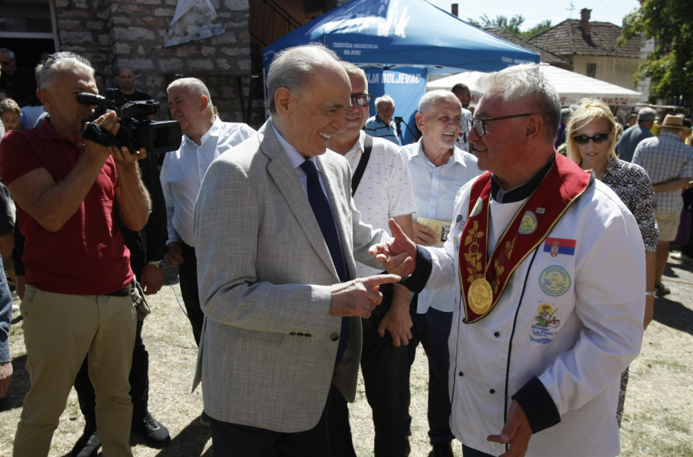 Krkobabić: Miholjski susreti iznedrili Krivovirsku sirijadu FOTO