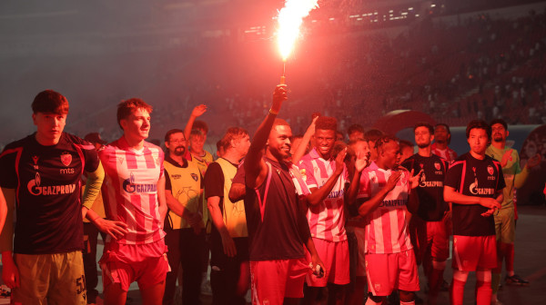 Partizan "pao"; crveno-beli slavili na Marakani! Ilić o suđenju: "Ovo Zvezdi ne treba"