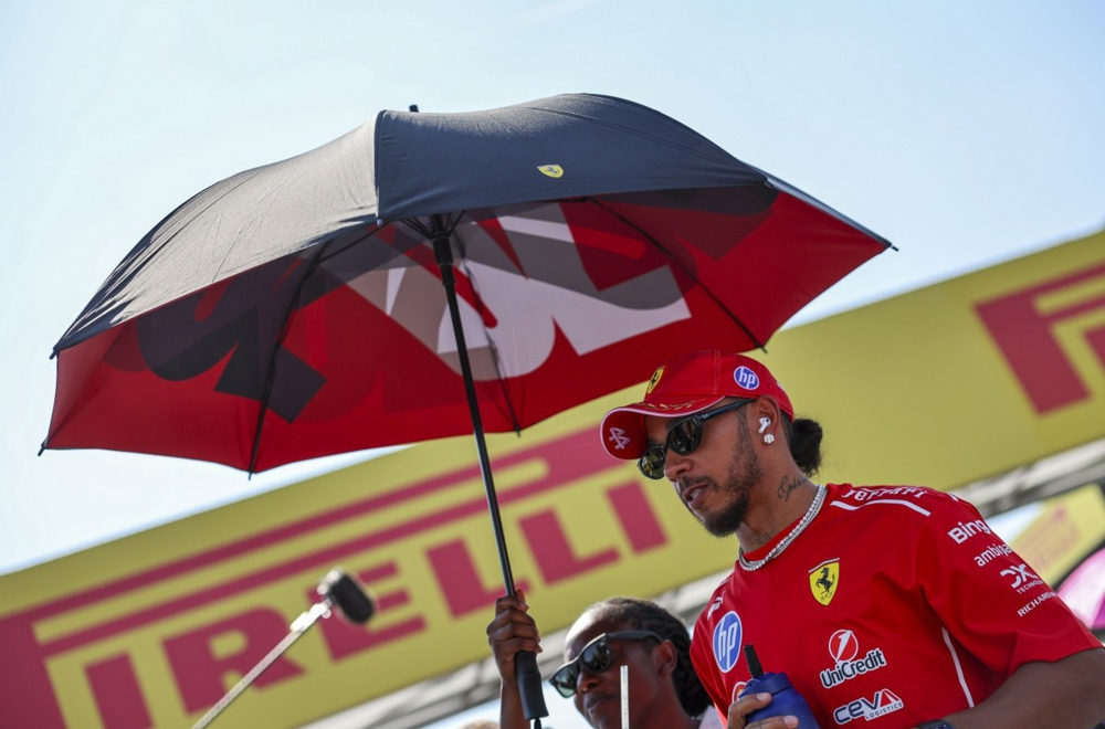Hamilton udario na Ferari posle debakla u Monci: Ovde ne postoje nikakva pravila