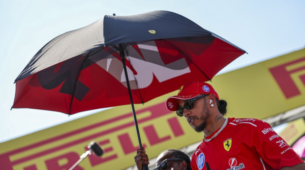 Hamilton udario na Ferari posle debakla u Monci: "Ovde ne postoje nikakva pravila"