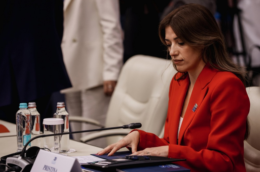 Ponovo karambol u skupštini tzv. Kosova; Sednica prekinuta; Hadžiju ukinula reč predstavniku Srpske liste
