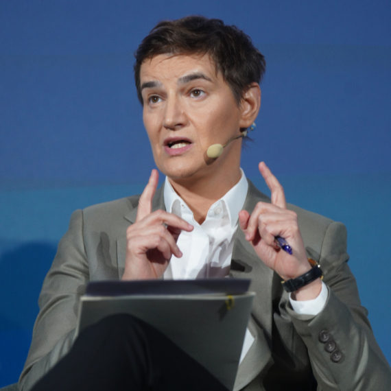 Brnabić za britanski Telegraf: "Srbija je jednostavno mala evropska zemlja rešena da sačuva svoj suverenitet"
