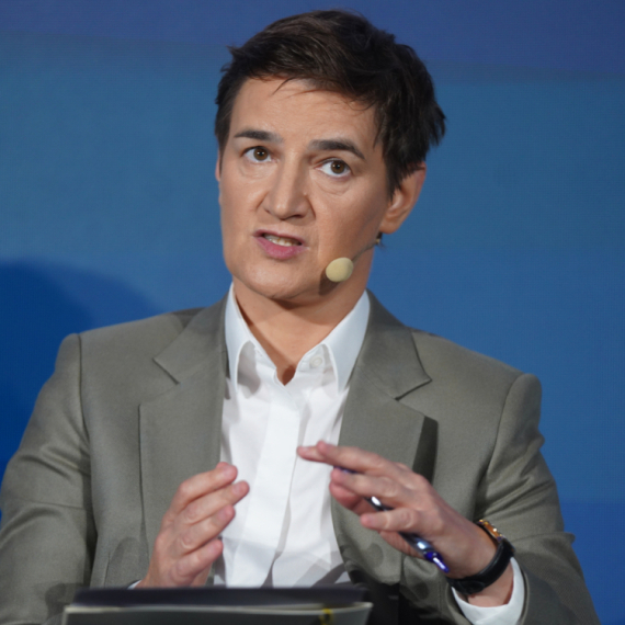 Srbija ulazi u novu tehnološku eru; Brnabić: "Imamo sve preduslove za veštačku inteligenciju" FOTO