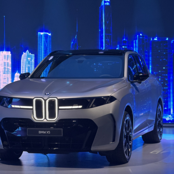 Stigli su: Premijerno predstavljene nove generacije BMW X5 i Serije 7! FOTO