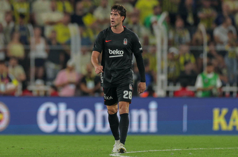 Suspendovan Dušan Vlahović!