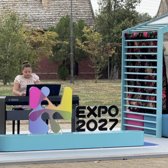 EXPO karavan sutra u Somboru: Paviljon igre donosi duh specijalizovane izložbe na Trg Svetog Đorđa