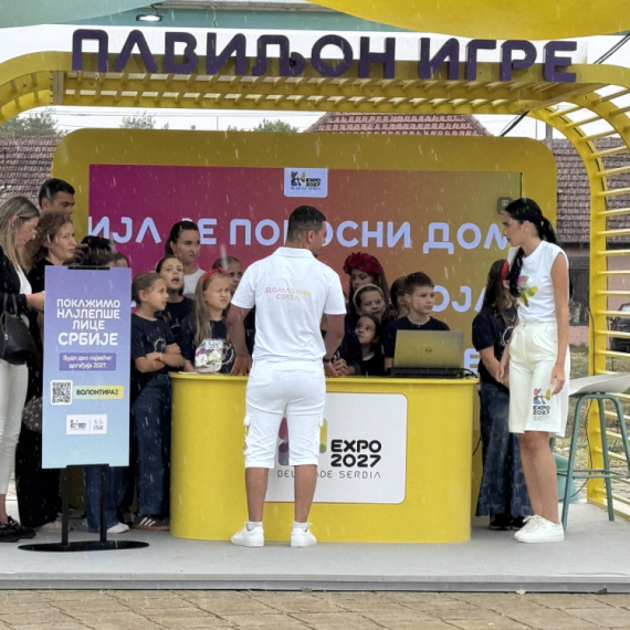 Ekspo karavan - paviljon igre sutra od 12 sati na Gradskom trgu u Leskovcu