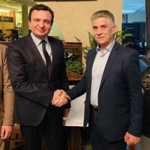 Glavni Kurtijev čovek u Novom Pazaru Sulejman Ugljanin porčcio: "Mi i 'studentska lista' smo na istom zadatku"