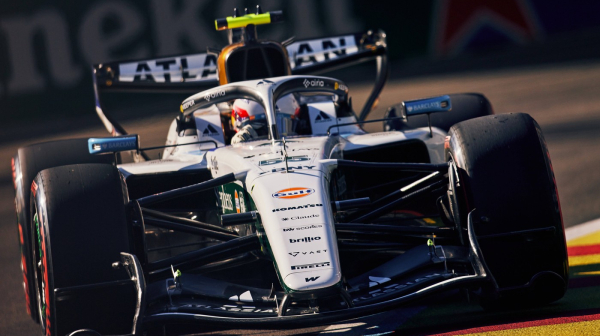 Skandal u F1 na 11. septembar – bolid povezan sa porodicom Bin Laden
