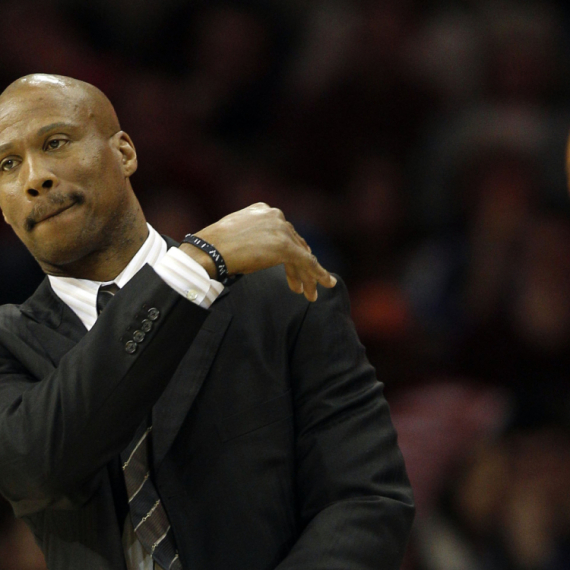 Skandal: Zvezda Lejkersa optužena za seksualni napad na dete; Spasava se bankrotom? "Jadno i kukavički"