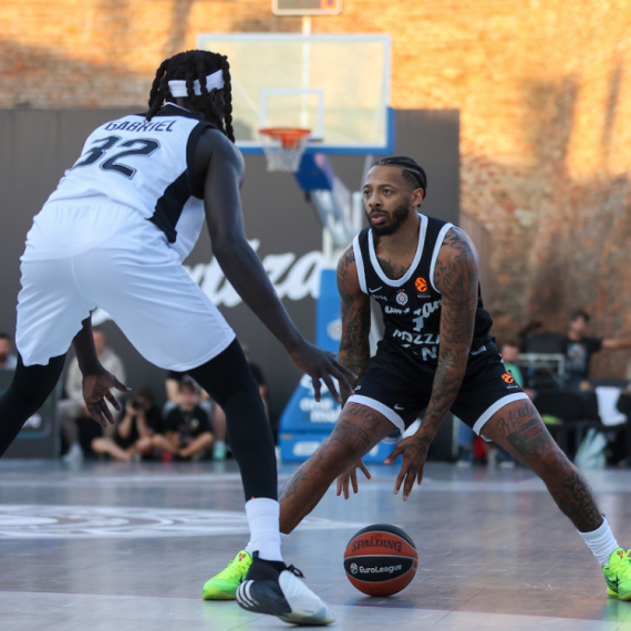 Preokret – Partizan vodi