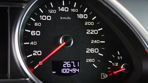 Nije važan samo broj kilometara: Svaki peti automobil u Srbiji previše "maltretiran"