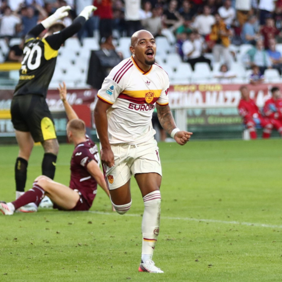 Roma perfektna 4/4 – Komo savladao Parmu