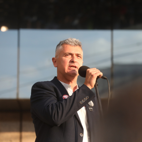 Prvi na "studentskoj listi" – Ilija Srdanović; Poznat je po nasilju; Tukao žene?
