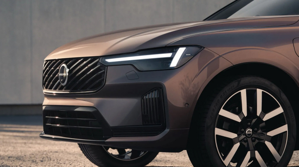 Novi Volvo plug-in hibridi mogu mesecima da voze bez benzinskog motora