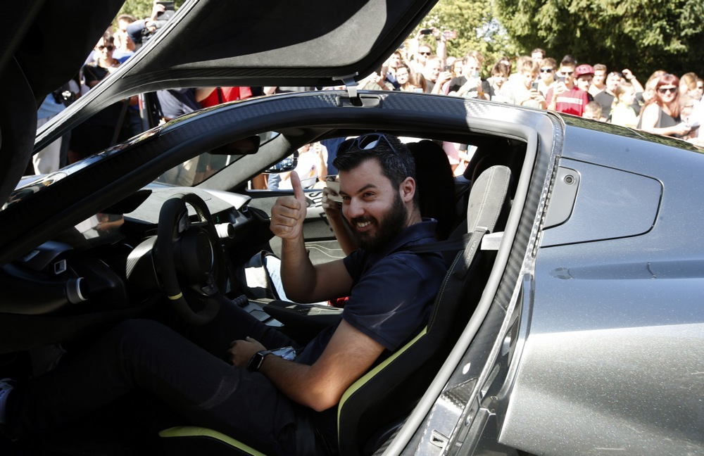 Mate Rimac ponovo nema sreće u ljubavi: Prekinuo vezu sa deset godina mlađom?