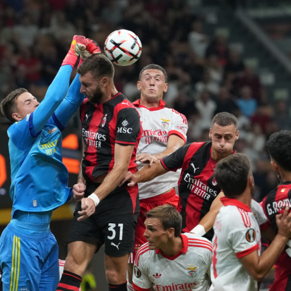 Šok u Pireju! Lion ubedljiv u Briselu, Benfika vodi u derbiju
