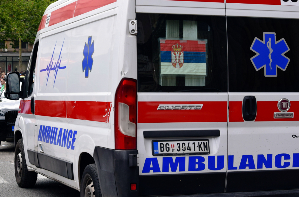 Dva mladića teško povređena u lokalu na Novom Beogradu, policija traga za osumnjičenim