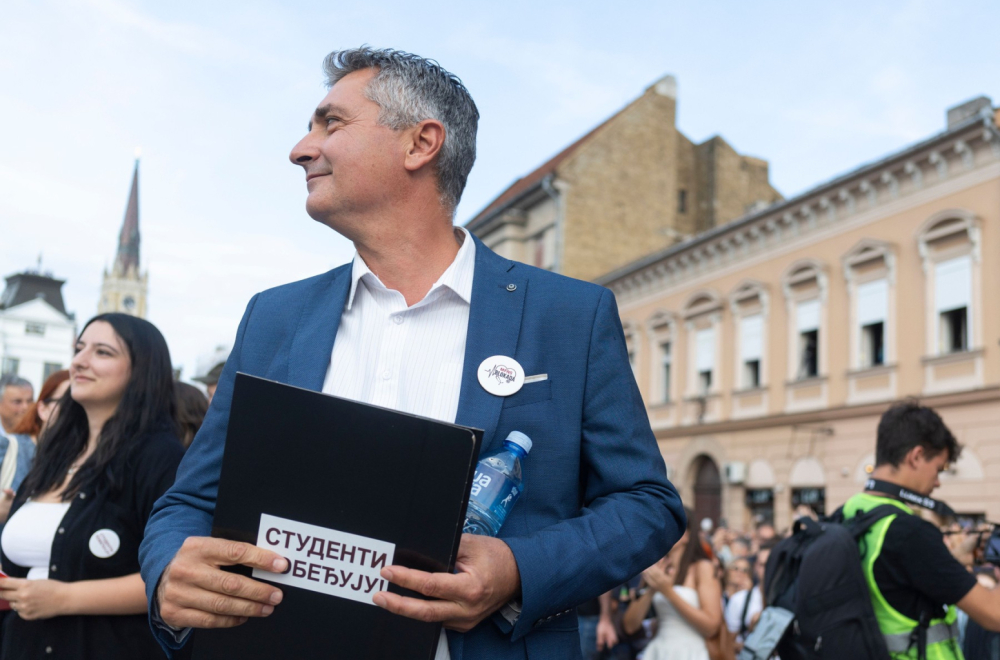 Evo koga je Srdanović bodrio: Bravo prof Biljani Stojković, funkcionerki DS iza niza kontroverznih poruka