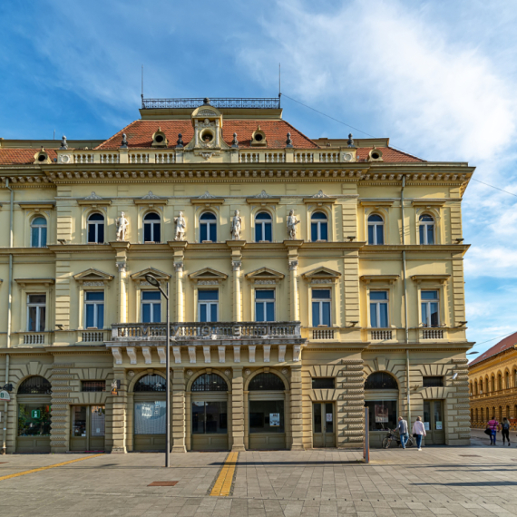 U Bečekereku kao u Beču i Pešti: Redak aparat čuva duh i sliku građanskog Zrenjanina FOTO