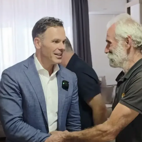 Mali obišao porodicu Marović u selu Gorić kod Valjeva: "Srbija mora da čuva i poštuje svoje domaćine" VIDEO